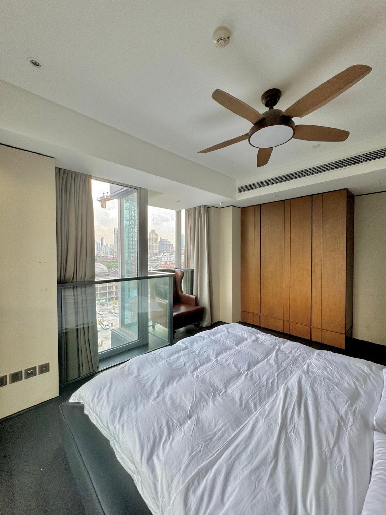 Zhome-Luxury Three-Bedroom Suite-Near The Bund Шанхай Экстерьер фото
