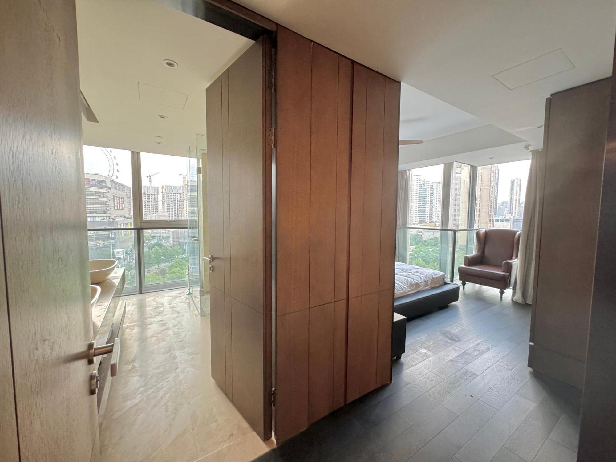 Zhome-Luxury Three-Bedroom Suite-Near The Bund Шанхай Экстерьер фото
