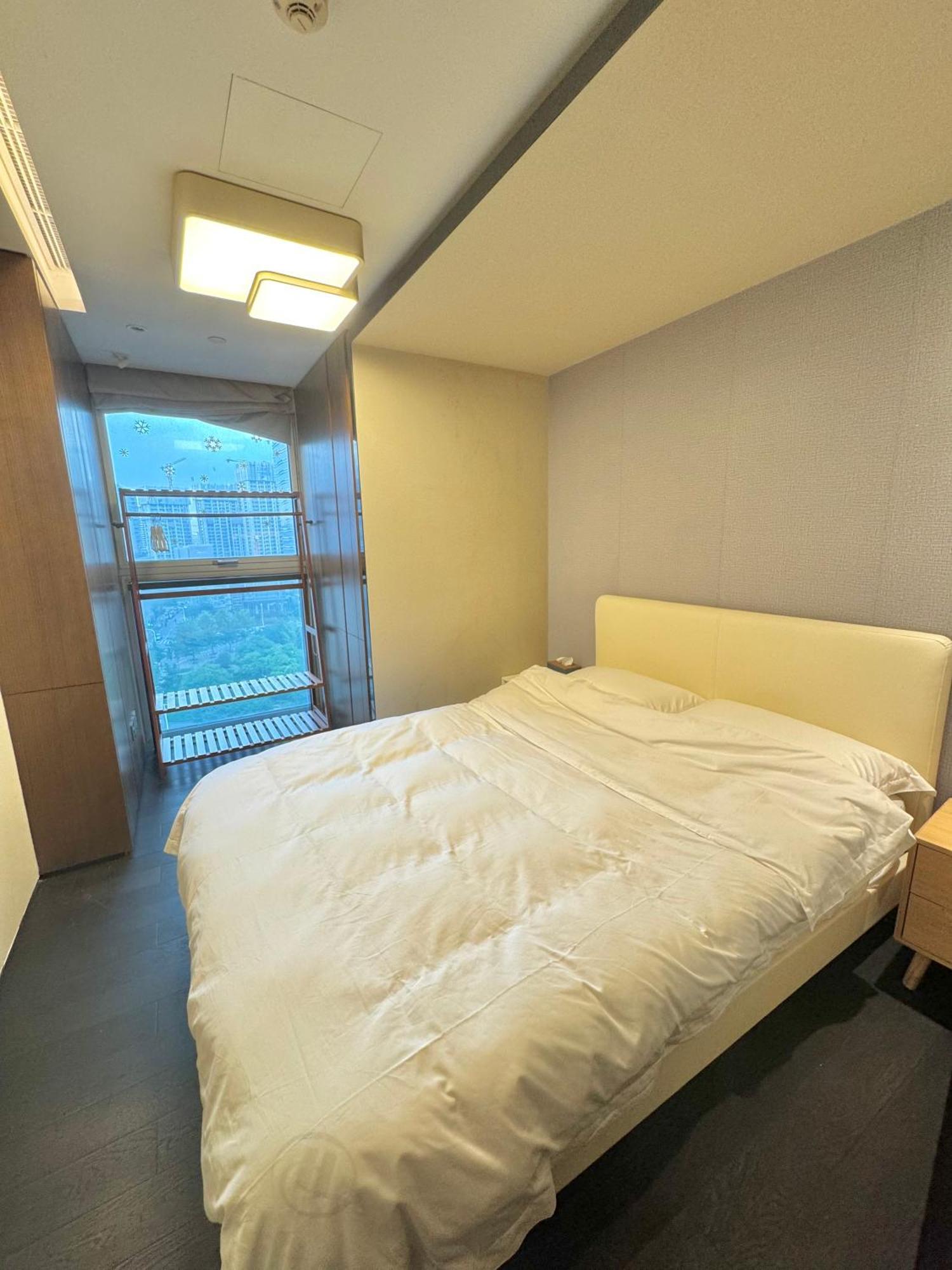 Zhome-Luxury Three-Bedroom Suite-Near The Bund Шанхай Экстерьер фото