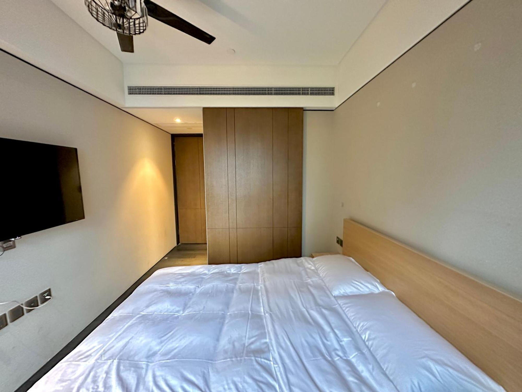 Zhome-Luxury Three-Bedroom Suite-Near The Bund Шанхай Экстерьер фото